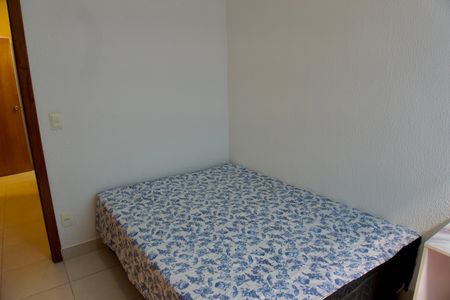 Quarto de kitnet/studio para alugar com 1 quarto, 30m² em João Pinheiro, Belo Horizonte