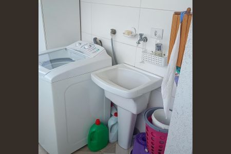 Apartamento à venda com 65m², 2 quartos e 1 vaga Apartamento à venda com 65m², 2 quartos e 1 vagaÁrea externa