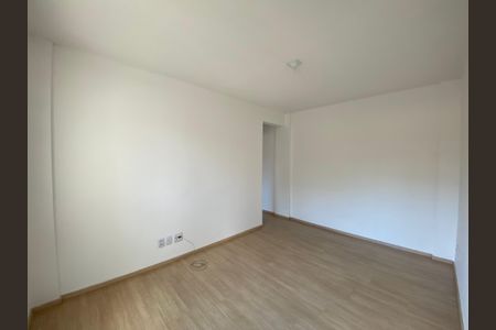 Sala de apartamento para alugar com 2 quartos, 48m² em São João, Betim