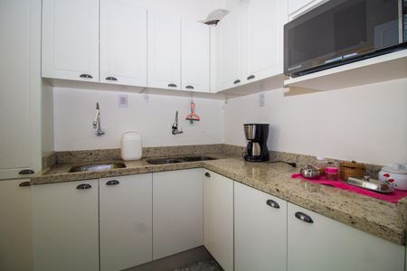 Cozinha de apartamento para alugar com 2 quartos, 52m² em Centro Histórico, Porto Alegre