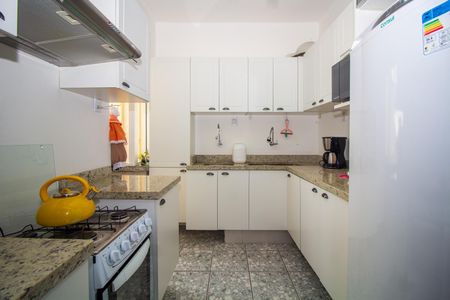 Cozinha de apartamento para alugar com 2 quartos, 52m² em Centro Histórico, Porto Alegre