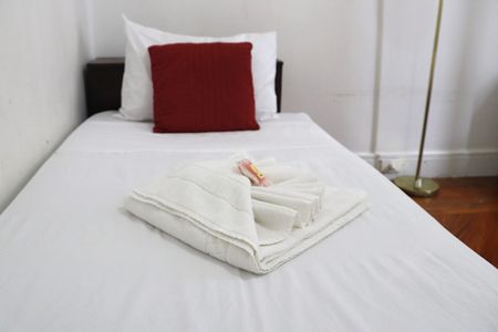 Casa para alugar com 180m², 2 quartos e sem vagaDormitório 2