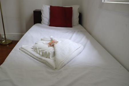 Casa para alugar com 180m², 2 quartos e sem vagaDormitório 2