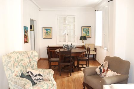 Sala de casa para alugar com 2 quartos, 180m² em Bela Vista, São Paulo