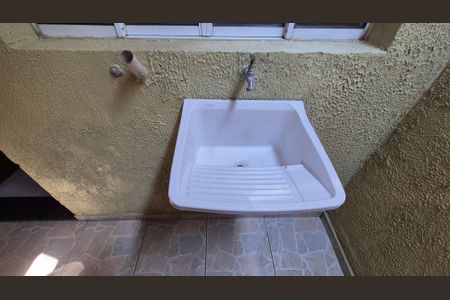 Casa à venda com 85m², 2 quartos e 1 vagaLavanderia 