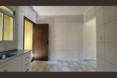 Casa à venda com 85m², 2 quartos e 1 vagaCozinha 