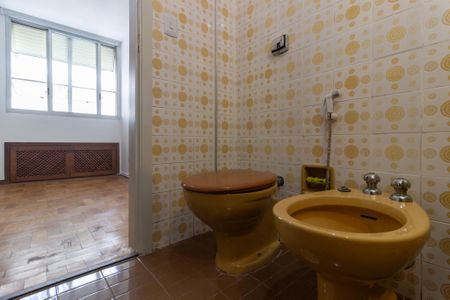 Apartamento para alugar com 100m², 2 quartos e 2 vagas Apartamento para alugar com 100m², 2 quartos e 2 vagasBanheiro da Suíte