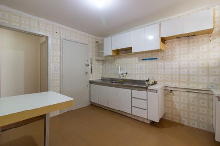 Apartamento para alugar com 100m², 2 quartos e 2 vagas Apartamento para alugar com 100m², 2 quartos e 2 vagasCozinha