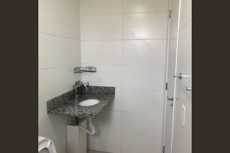 Apartamento para alugar com 45m², 2 quartos e 1 vaga Apartamento para alugar com 45m², 2 quartos e 1 vagaBanheiro