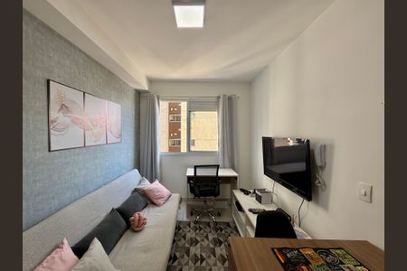 Sala  de casa de condomínio para alugar com 1 quarto, 28m² em Jardim Caravelas, São Paulo