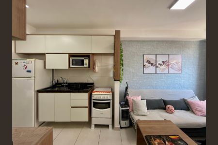 Casa de condomínio para alugar com 28m², 1 quarto e sem vagaSala