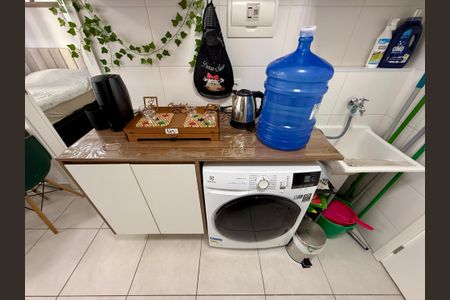 Casa de condomínio para alugar com 28m², 1 quarto e sem vagaÁrea de Serviço