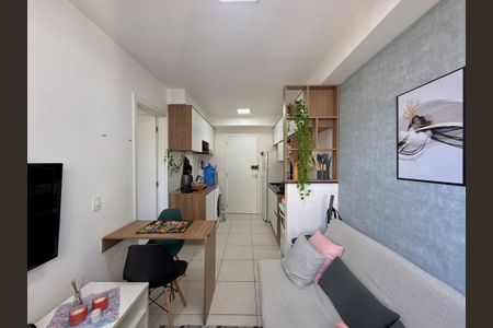 Casa de condomínio para alugar com 28m², 1 quarto e sem vagaSala