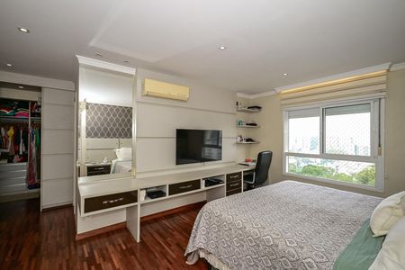 Apartamento para alugar com 221m², 3 quartos e 4 vagasSuíte 3