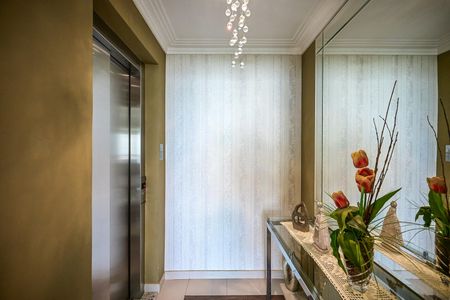 Apartamento para alugar com 221m², 3 quartos e 4 vagasHall Privativo