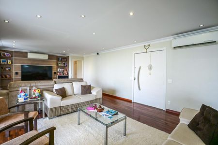 Apartamento para alugar com 221m², 3 quartos e 4 vagasSala