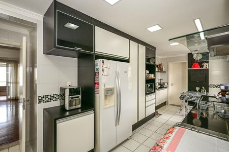 Apartamento para alugar com 221m², 3 quartos e 4 vagasCozinha