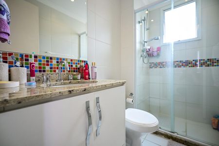 Apartamento para alugar com 221m², 3 quartos e 4 vagasBanheiro Suíte 1