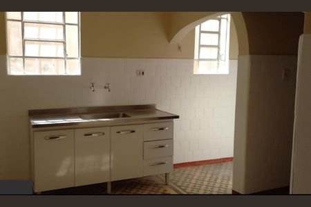 Foto 15 de casa para alugar com 2 quartos, 70m² em Vila Monumento, São Paulo