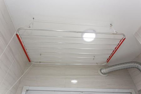 Apartamento à venda com 43m², 1 quarto e sem vaga Apartamento à venda com 43m², 1 quarto e sem vagaÁrea de Serviço