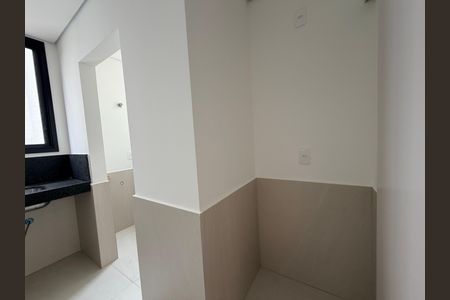 Apartamento à venda com 133m², 3 quartos e 3 vagas Apartamento à venda com 133m², 3 quartos e 3 vagasCozinha