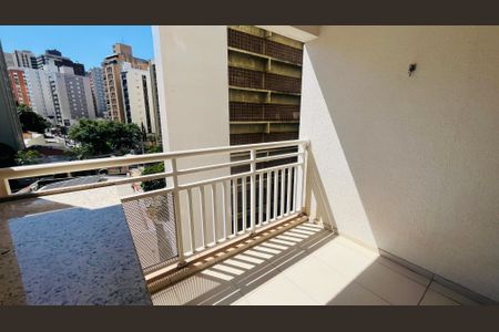 Apartamento para alugar com 1 quarto, 50m² em Cambuí, Campinas