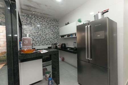 Casa à venda com 180m², 3 quartos e 5 vagas