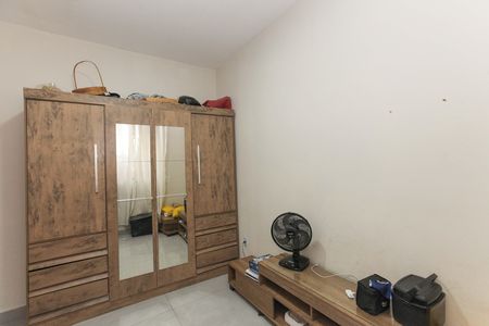 Casa à venda com 180m², 3 quartos e 5 vagas