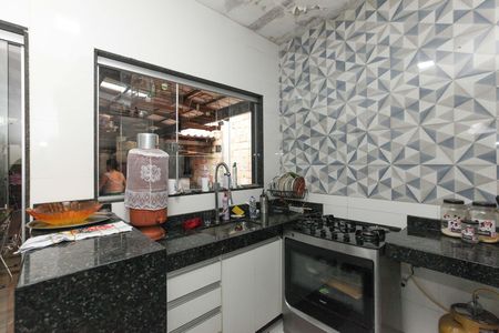 Casa à venda com 180m², 3 quartos e 5 vagas
