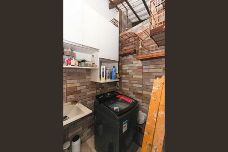 Casa à venda com 180m², 3 quartos e 5 vagas