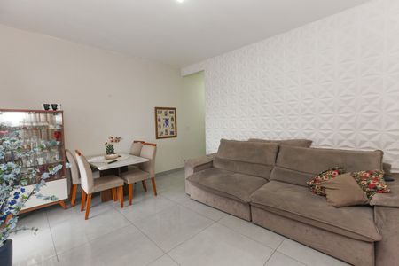 Casa à venda com 180m², 3 quartos e 5 vagas
