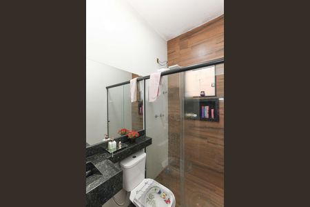 Casa à venda com 180m², 3 quartos e 5 vagas