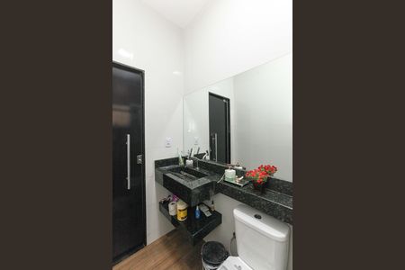 Casa à venda com 180m², 3 quartos e 5 vagas