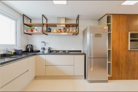 Apartamento para alugar com 207m², 4 quartos e 3 vagasCozinha