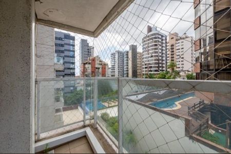 Apartamento para alugar com 207m², 4 quartos e 3 vagasVaranda