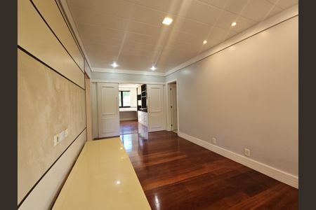 Apartamento para alugar com 215m², 4 quartos e 3 vagasSala de TV