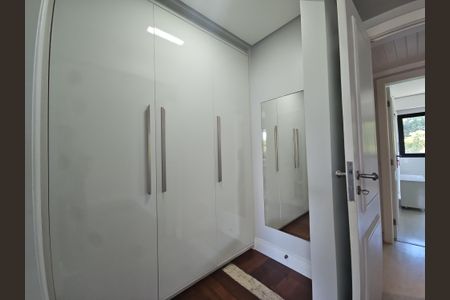 Apartamento para alugar com 215m², 4 quartos e 3 vagasSuíte 2