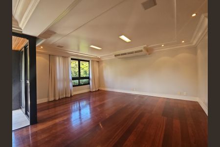 Apartamento para alugar com 215m², 4 quartos e 3 vagasSala