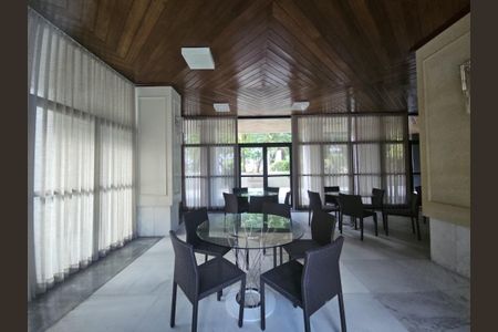 Apartamento para alugar com 215m², 4 quartos e 3 vagasÁrea comum