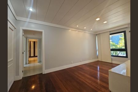 Apartamento para alugar com 215m², 4 quartos e 3 vagasSala de TV