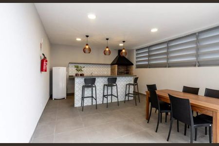 Apartamento para alugar com 37m², 2 quartos e sem vagaÁrea comum - Churrasqueira