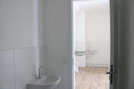 Apartamento para alugar com 37m², 2 quartos e sem vagaBanheiro