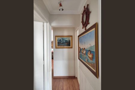 Apartamento à venda com 79m², 2 quartos e 2 vagasCORREDOR