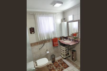 Apartamento à venda com 79m², 2 quartos e 2 vagasBANHEIRO
