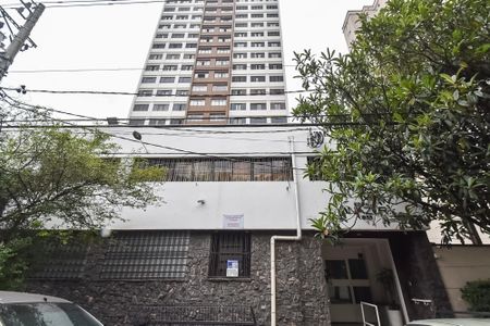Apartamento à venda com 85m², 3 quartos e sem vaga Apartamento à venda com 85m², 3 quartos e sem vagaFachada
