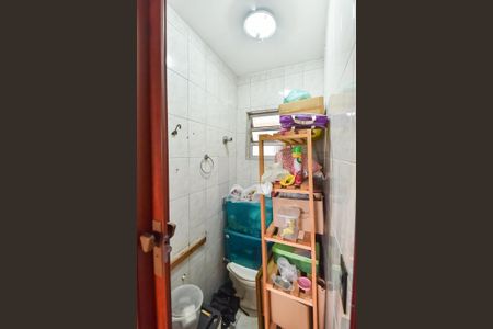 Apartamento à venda com 85m², 3 quartos e sem vaga Apartamento à venda com 85m², 3 quartos e sem vagaLavabo