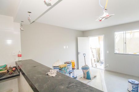Casa para alugar com 75m², 2 quartos e sem vagaSala/Cozinha