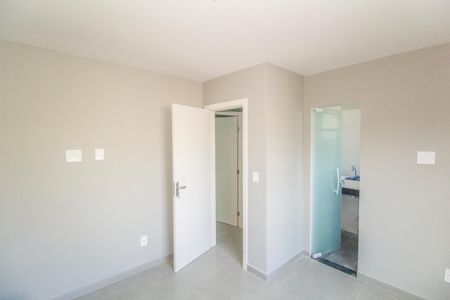 Casa para alugar com 75m², 2 quartos e sem vagaSuíte