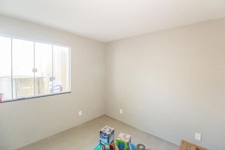 Casa para alugar com 75m², 2 quartos e sem vagaSuíte