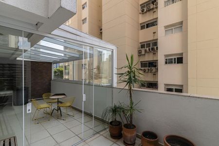 Apartamento à venda com 63m², 1 quarto e 1 vaga Apartamento à venda com 63m², 1 quarto e 1 vagaQuintal